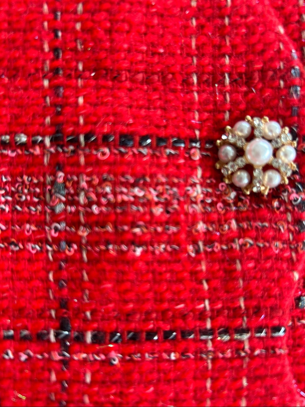 NWT Avara Noelle Red Tweed Pearl Button Mini Dress Size Medium MSRP $98 - Picture 10 of 10